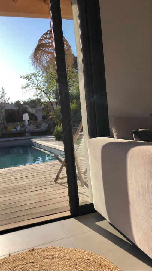 Bed and Breakfast Le Pool House Нім Екстер'єр фото