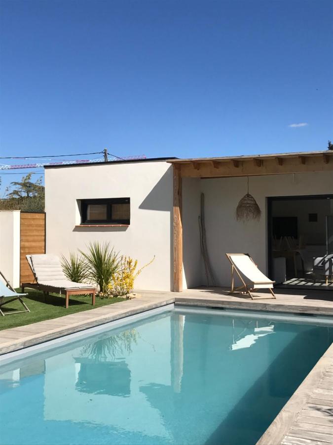 Bed and Breakfast Le Pool House Нім Екстер'єр фото