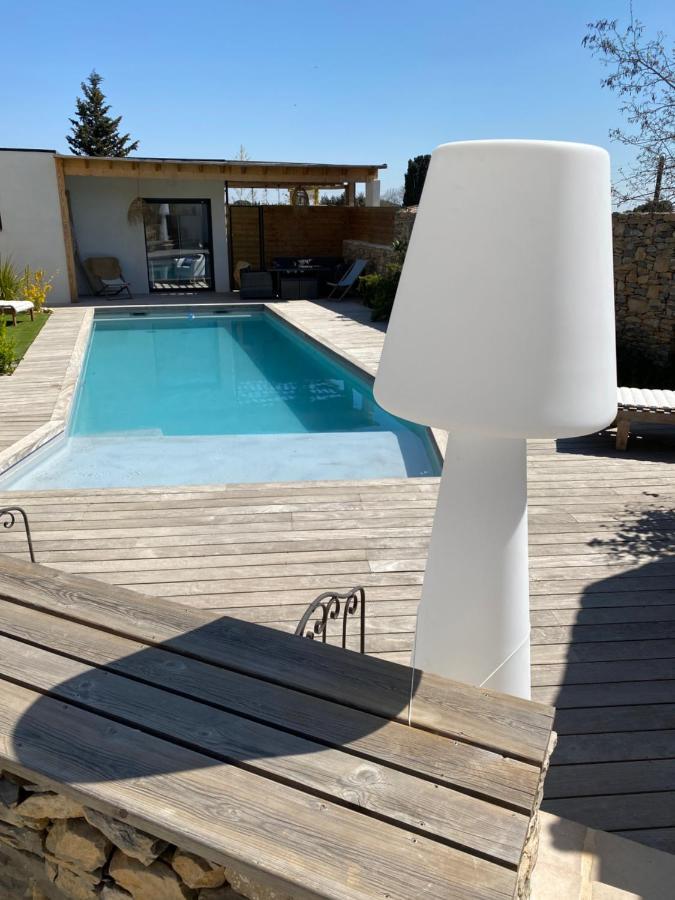 Bed and Breakfast Le Pool House Нім Екстер'єр фото